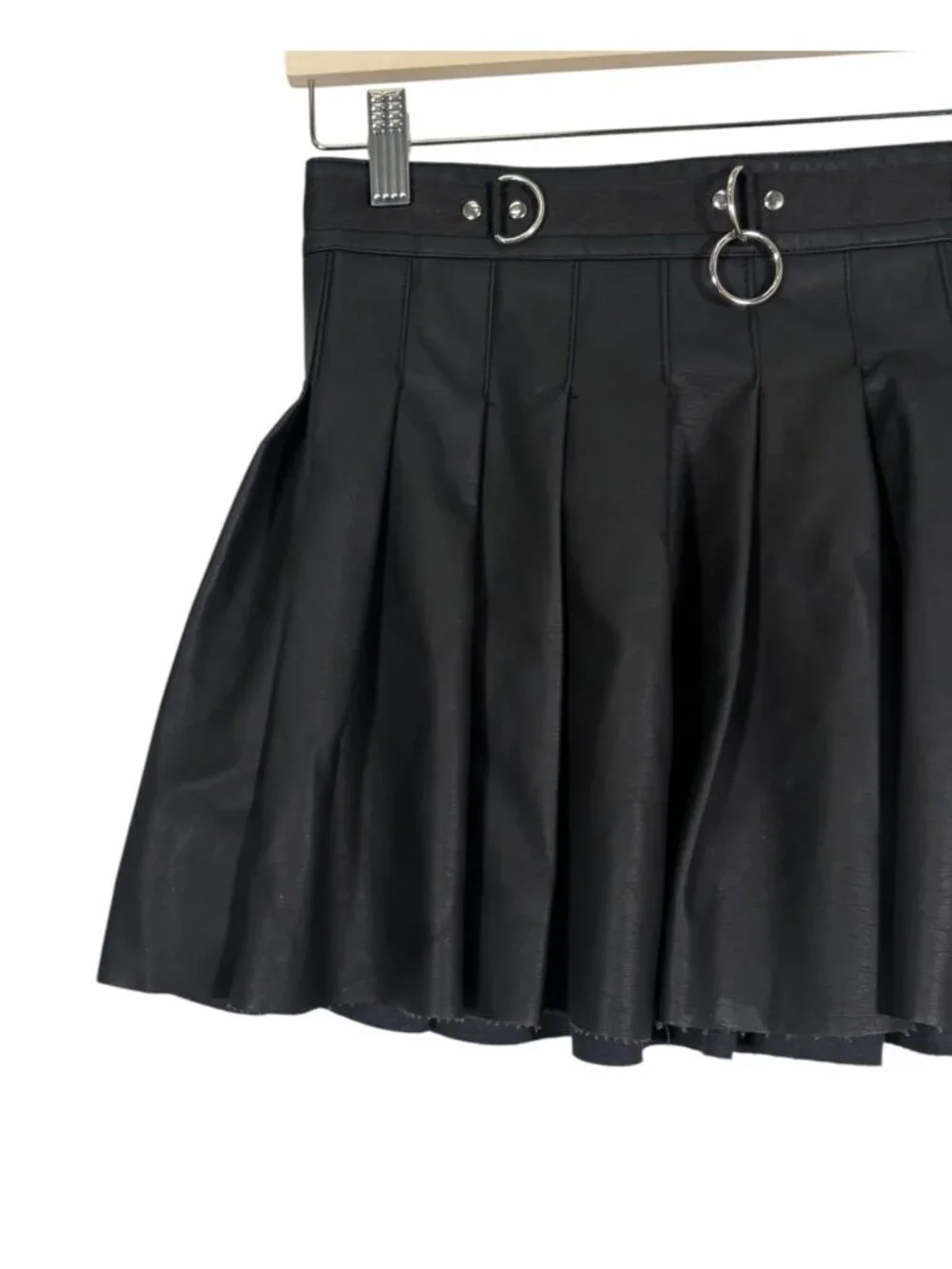 Current Mood Dolls Kill Faux Leather PLeated Mini Skirt in Black Size Small